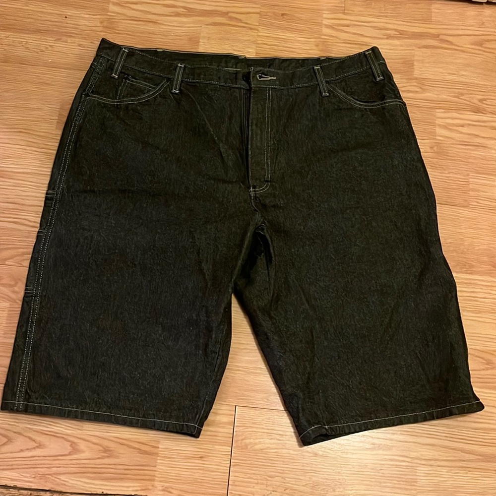 Men Dickies shorts